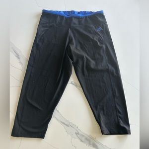2/$15 Adidas Cropped athletic leggings yoga pants black with royal blue band med